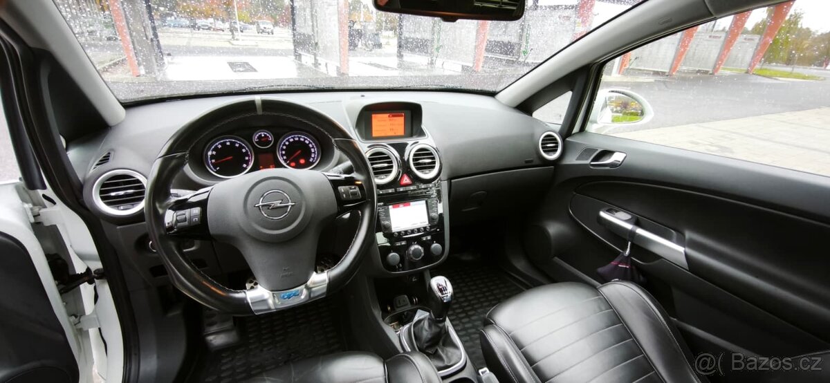 Opel Corsa D OPC 1.6 16V Turbo facelift - 5