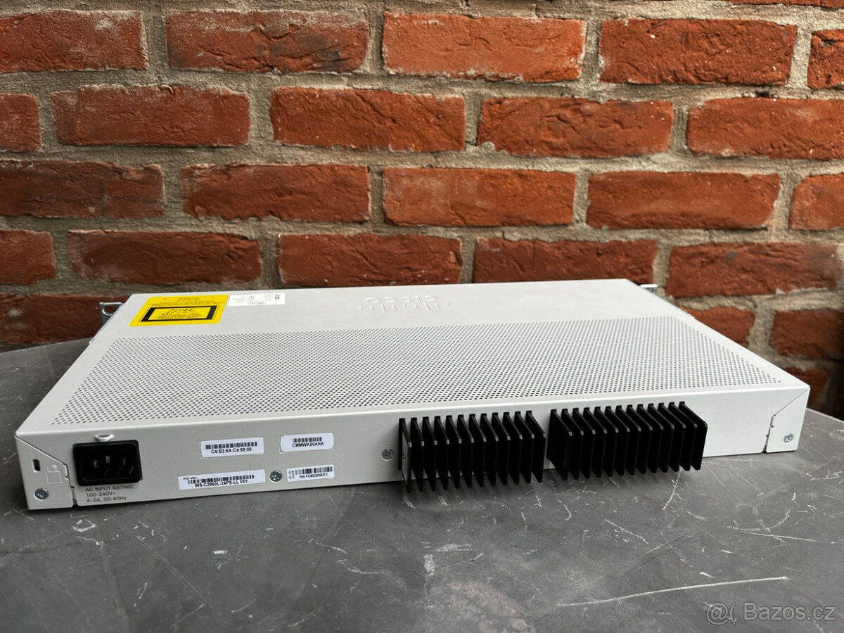 Cisco Catalyst 2960L-24PS-LL - 5