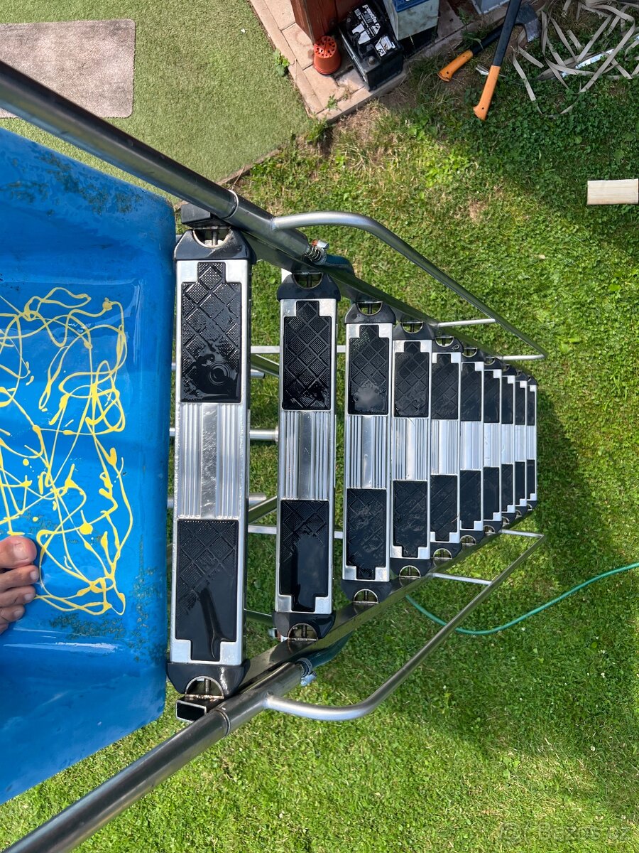 Skluzavka do bazénu - 5