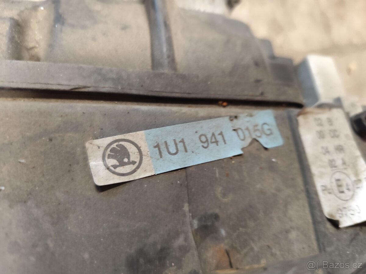 Přední světla XENONY - Škoda Octavia I - 5