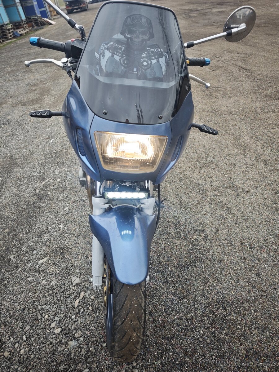 Suzuki 600 S - 5