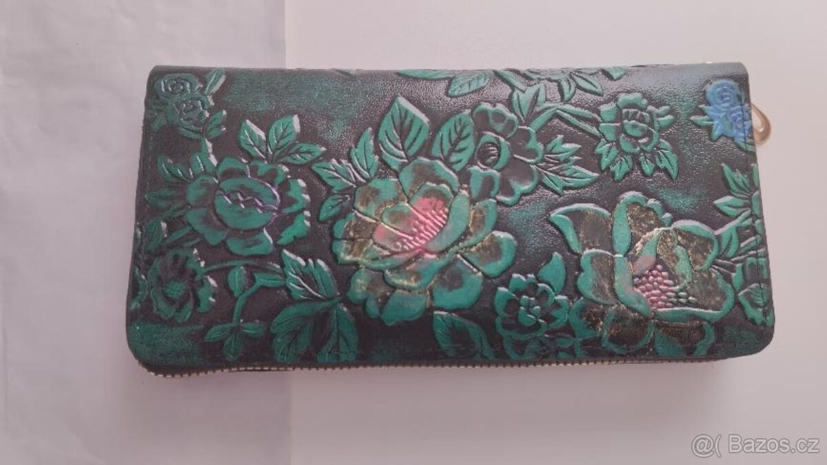 DÁMSKÁ PENĚŽENKA NOVÁ - 5