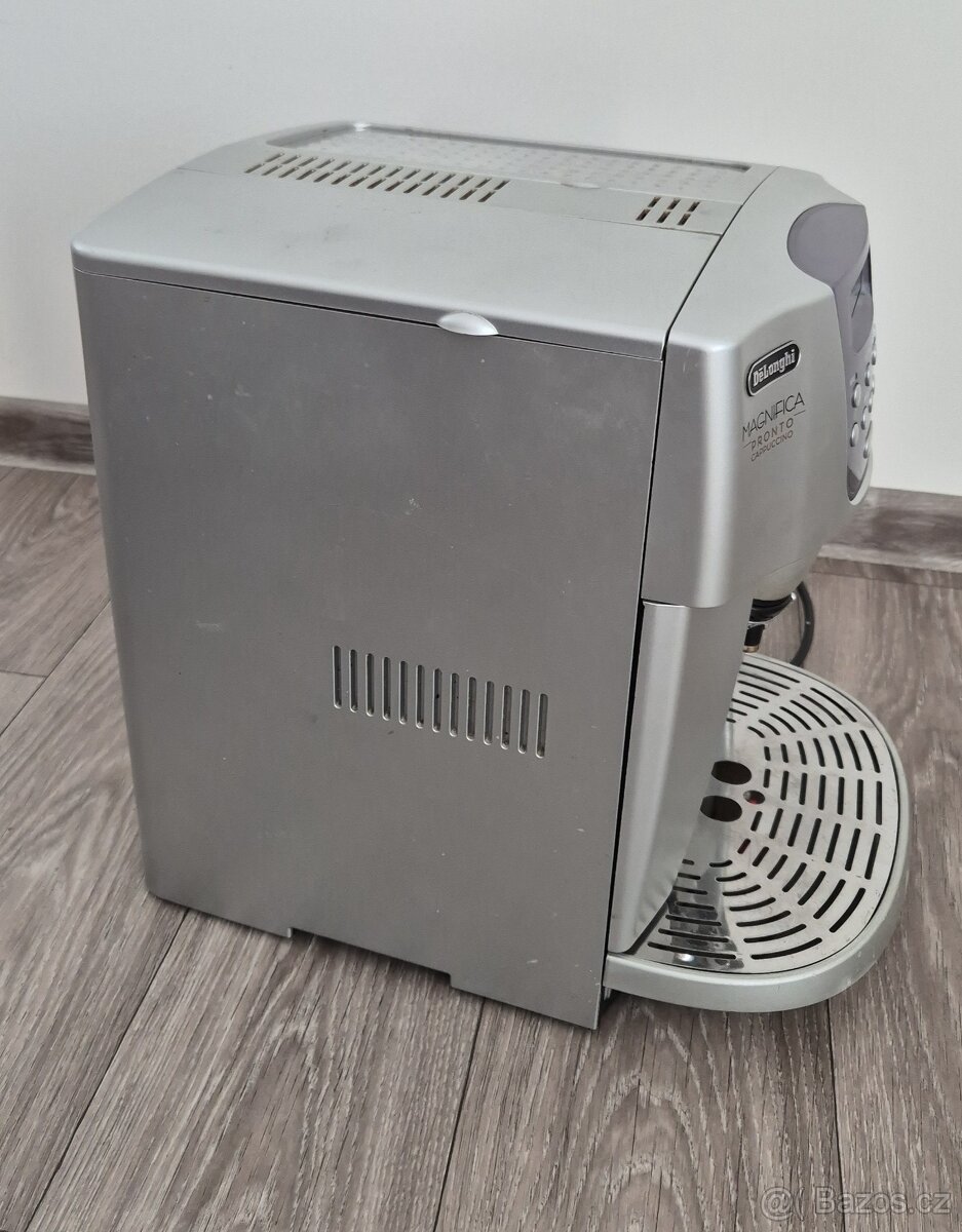Kávovar De’Longhi Magnifica ESAM 4500 - 5