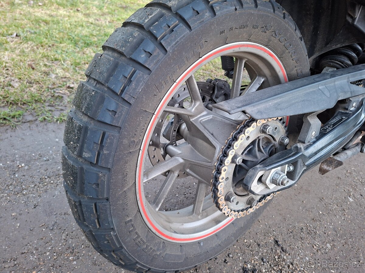 BMW F700GS - 5