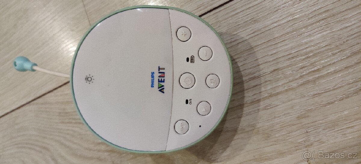 Philips Avent SCD560
- 5