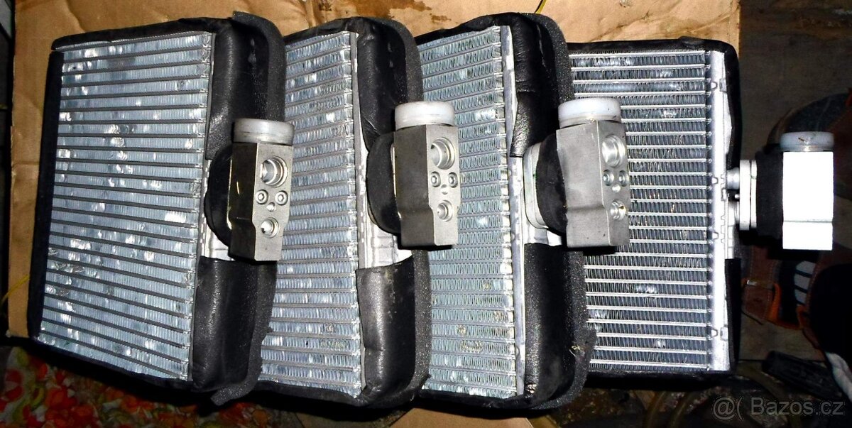 Mitsubishi Lancer Evo7-9 klimatizace - 5