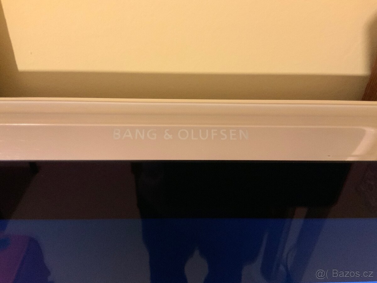 Bang & Olufsen Beovision 10-40" MK2 + stojan - 5