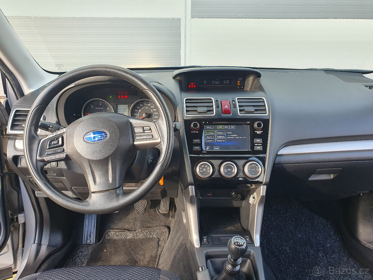 subaru forester 2.0 , 2015 4X4 - 5