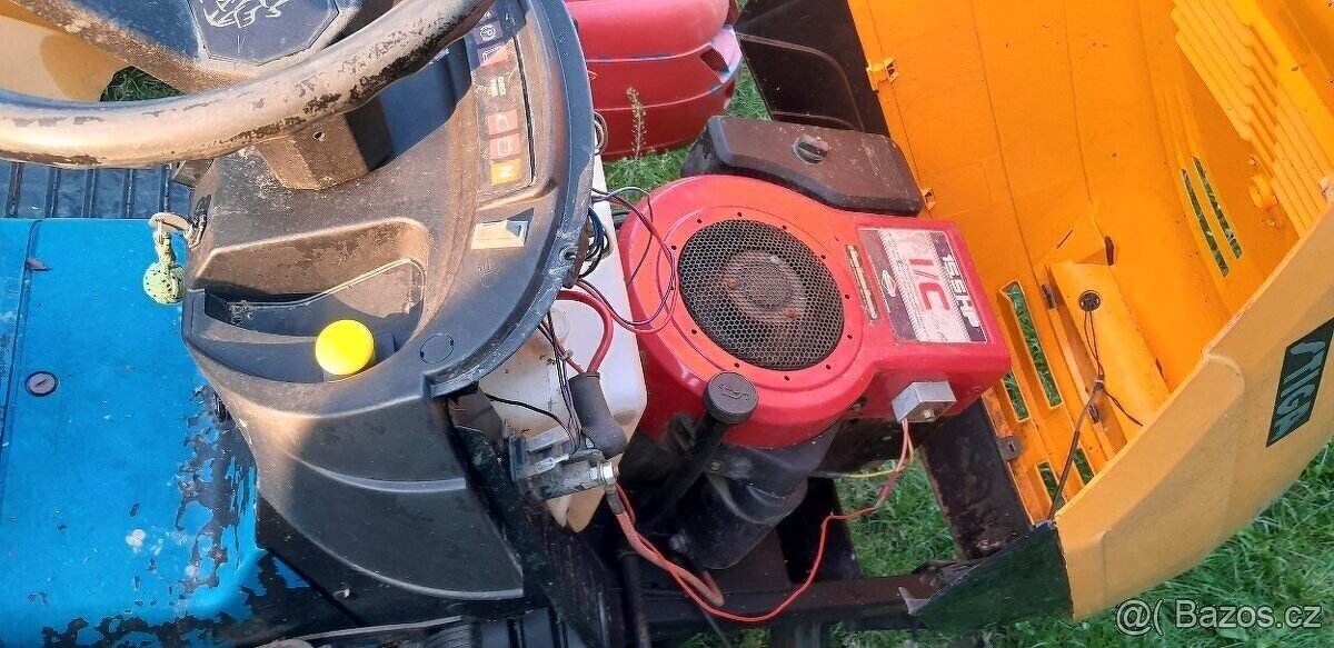 Zahradni traktor - 5