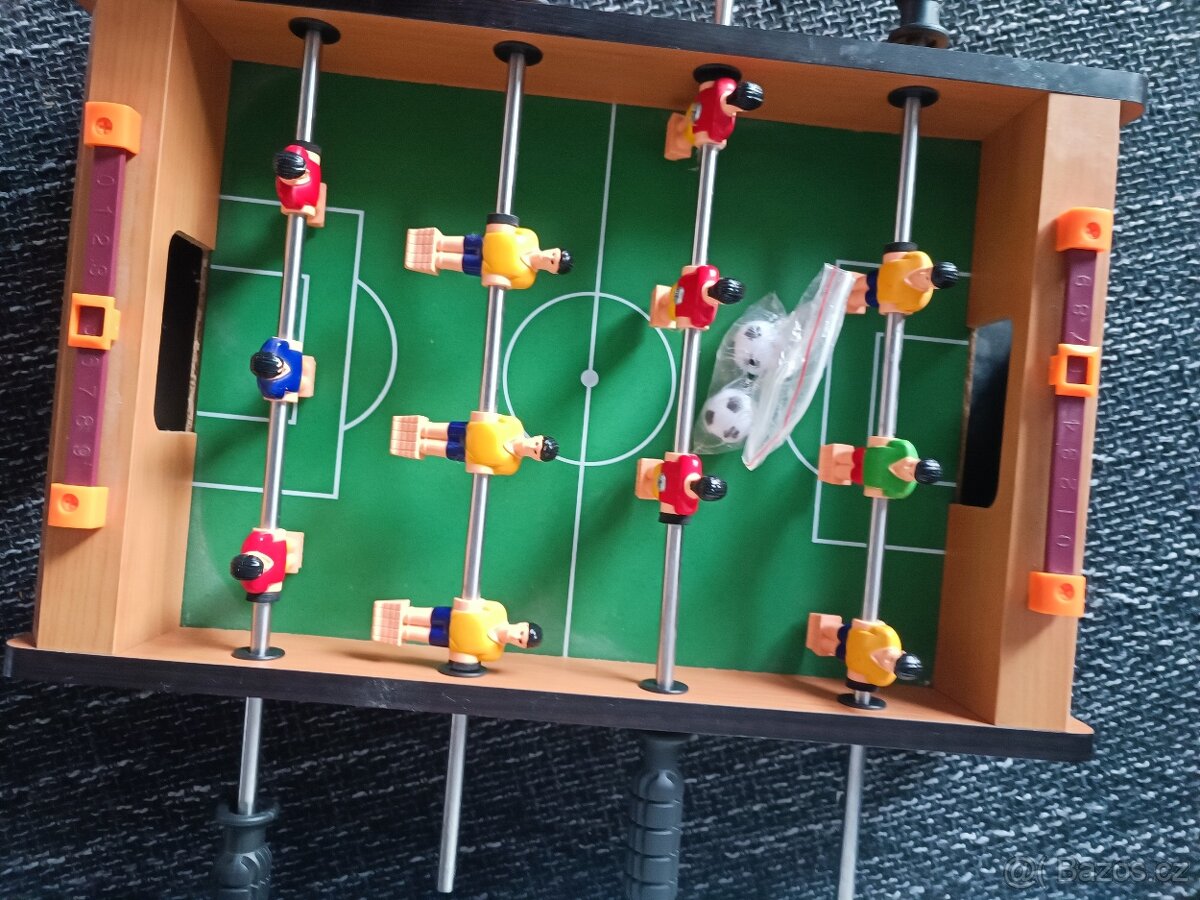 Dřevěný mini stolní fotbal - 5