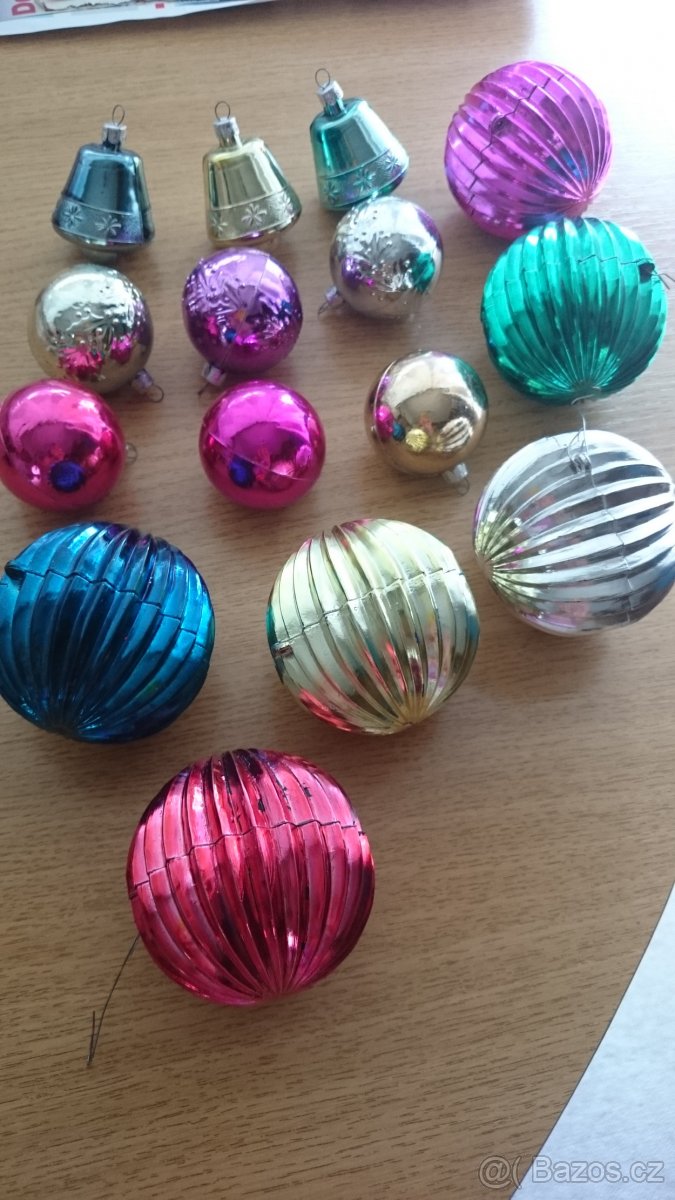 Vánoční ubrusy, baňky, svíčky, svícny,... - retro. - 5