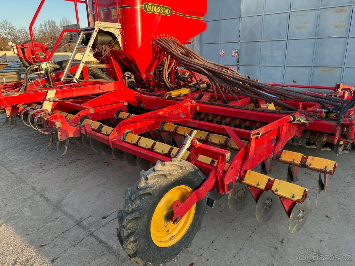 Secí stroj Väderstad Rapid - 5