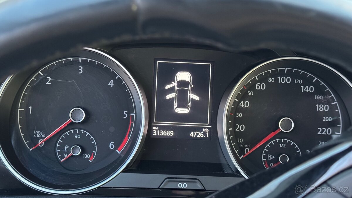 Volkswagen Golf VII 2.0 TDI 2017, výbava Highline - 5