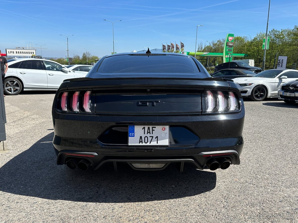 Ford Mustang 2021 - 5