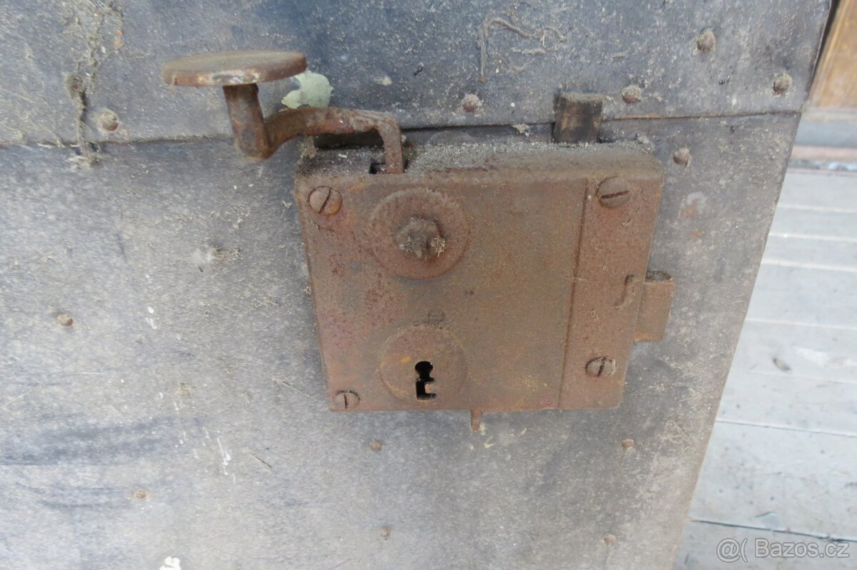 F/ Staré vchodové dveře - oplechované - 5