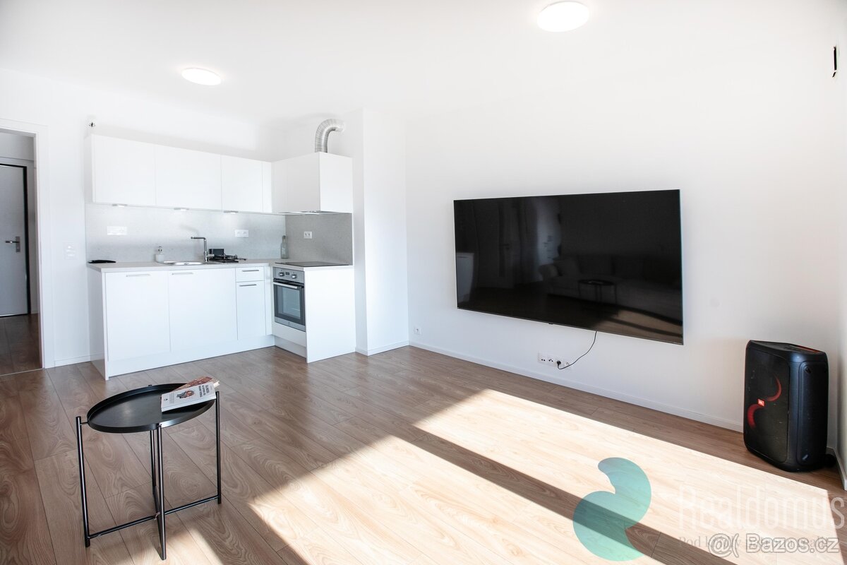 Pronájem, byt 2+kk, 57 m2, Bachova, Praha Chodov - 5