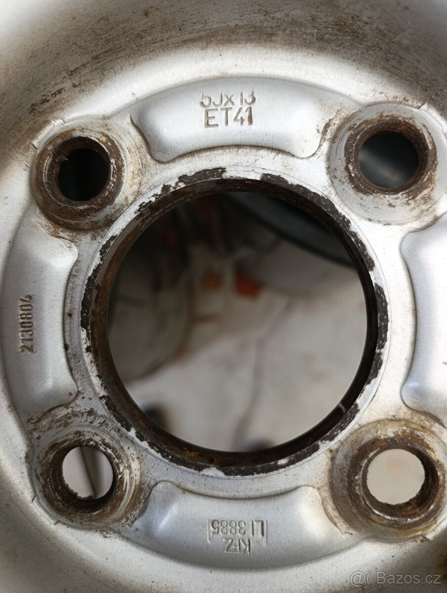 Kola Subaru Justy - 5