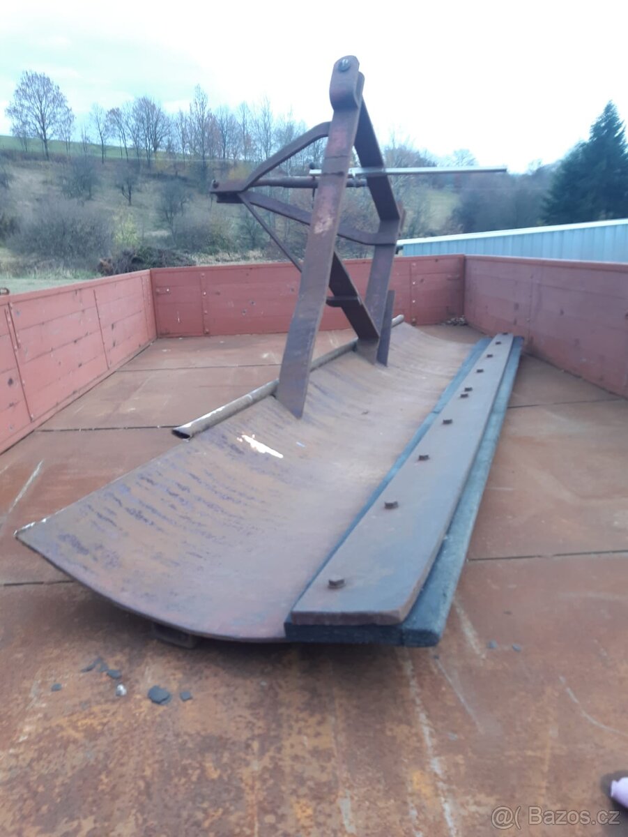 Zetor 6211 s vlekem - 5