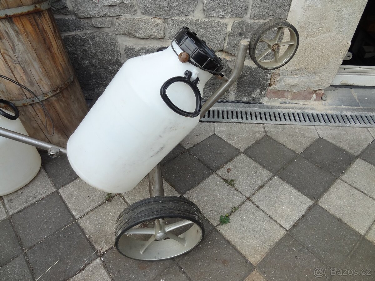 Skládací vozík. Nerez. - 5