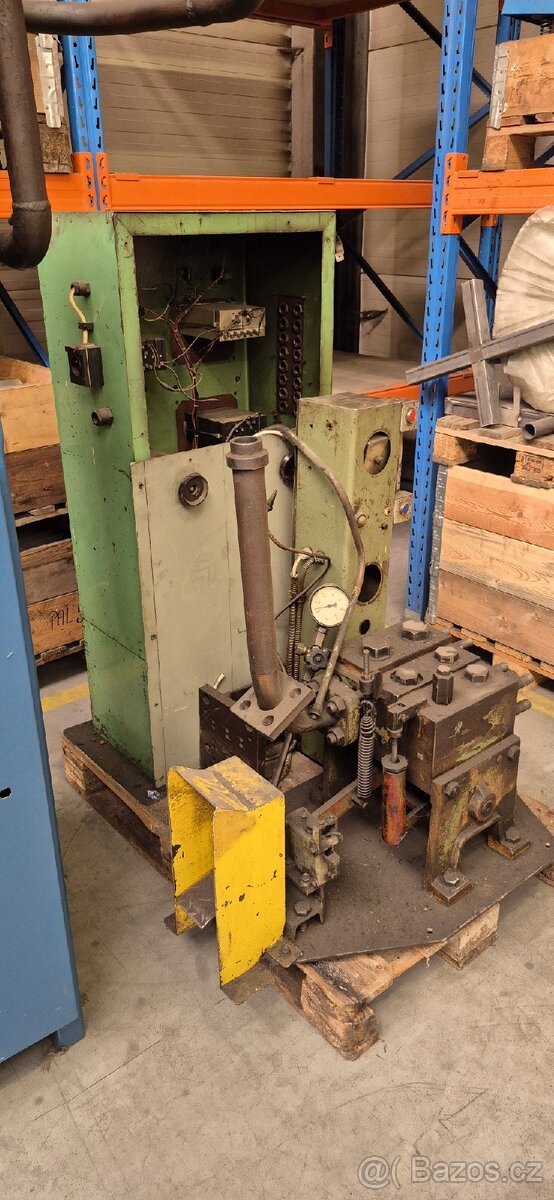 Hydraulický Lis CBJ 500 - 5