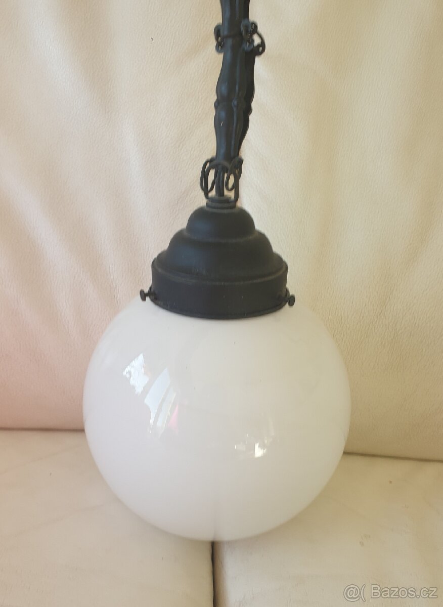 Starožitný lustr art deco bílá koule černá barva - 5