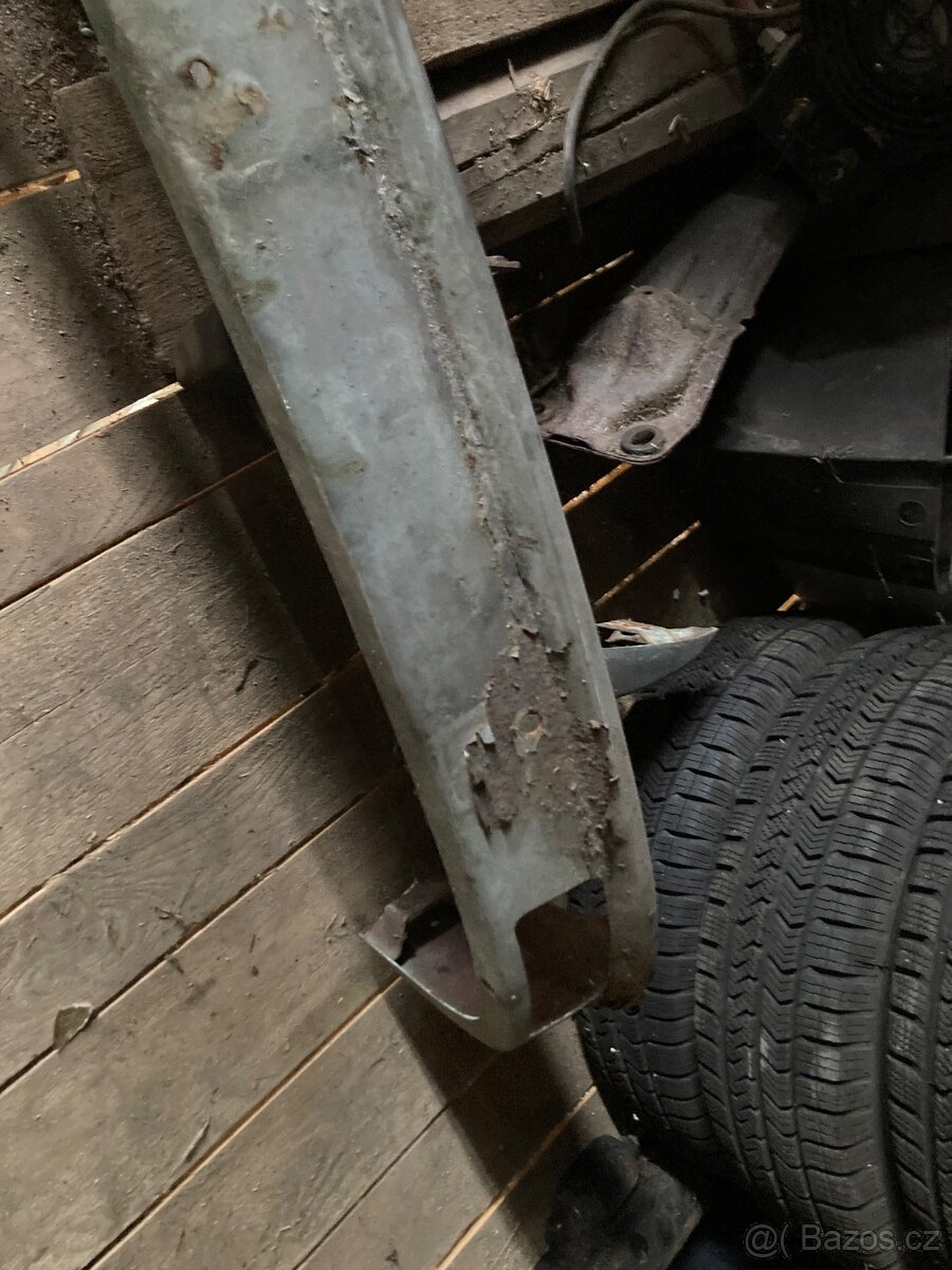 Přední nárazníky Škoda 100 110 120 - 5