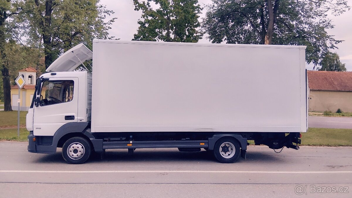 Mercedes-Benz Atego 818 - EURO 6 - skříň+ HČ - 15 palet - 5