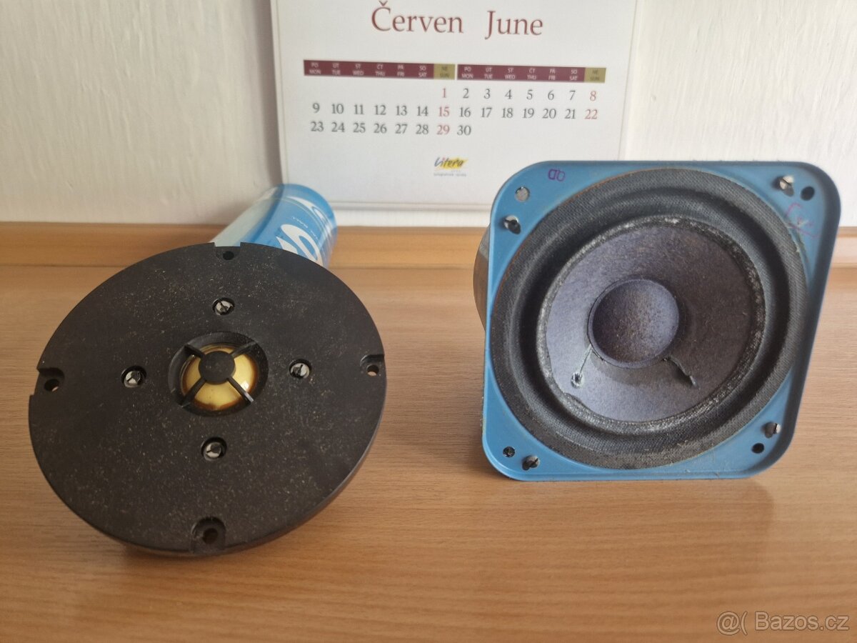 Reproduktory,zesilovač - 5