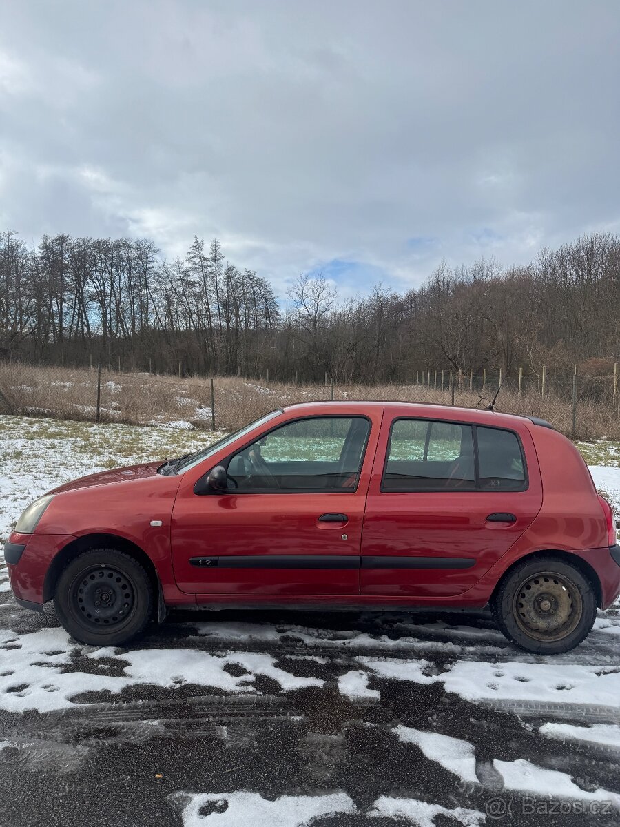 Renault Clio 1.2 43KW - 5