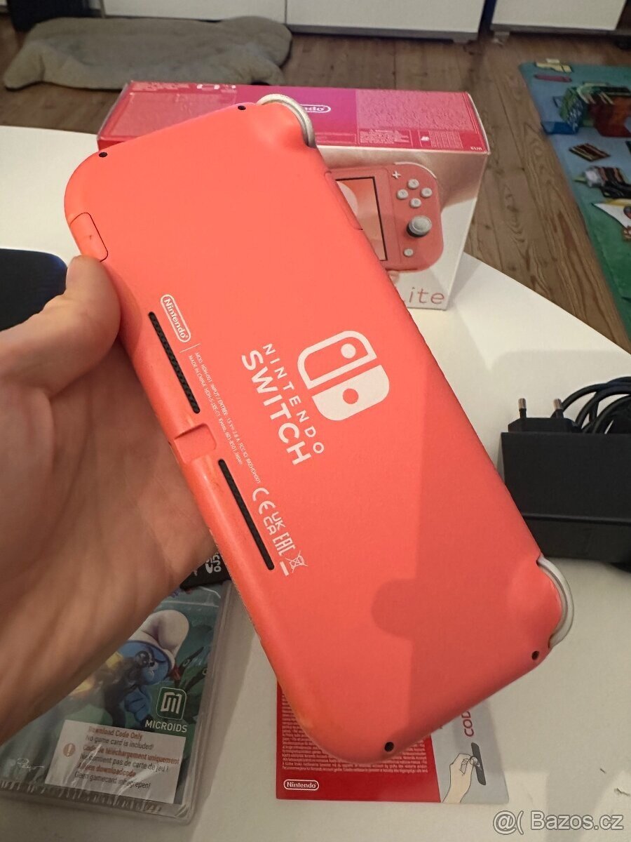 Nintendo switch LITE + hra + sd karta (V ZÁRUCE) - 5