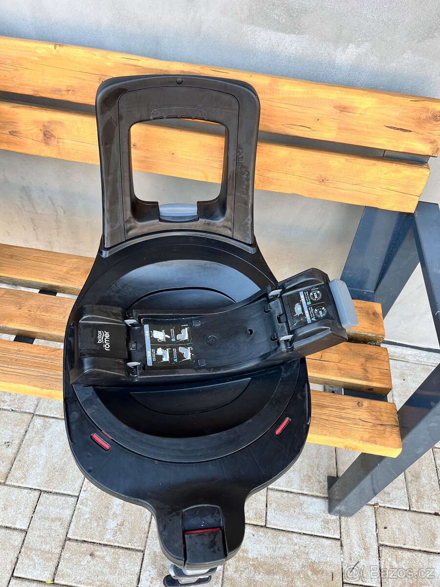 BRITAX BABY-SAFE ISENSE FLEX BASE - 5