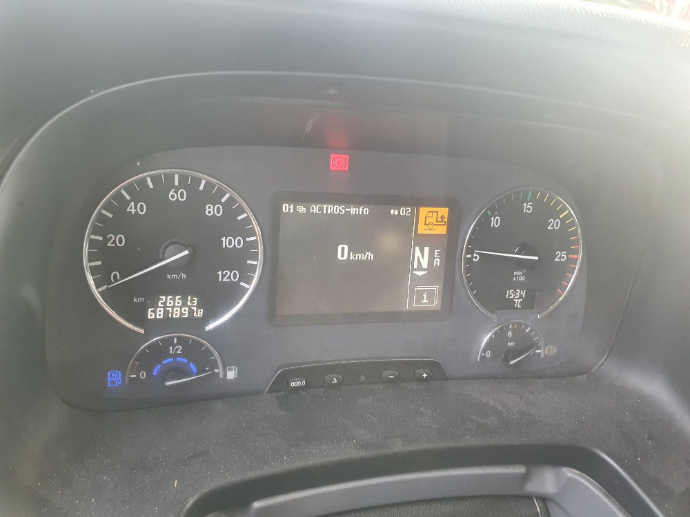 MB 1844 LOWDECK r.v. 13 - 5