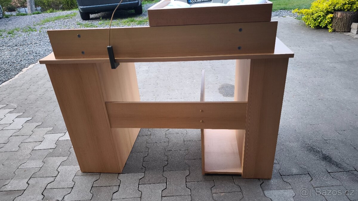 Přebalovací pult - 5