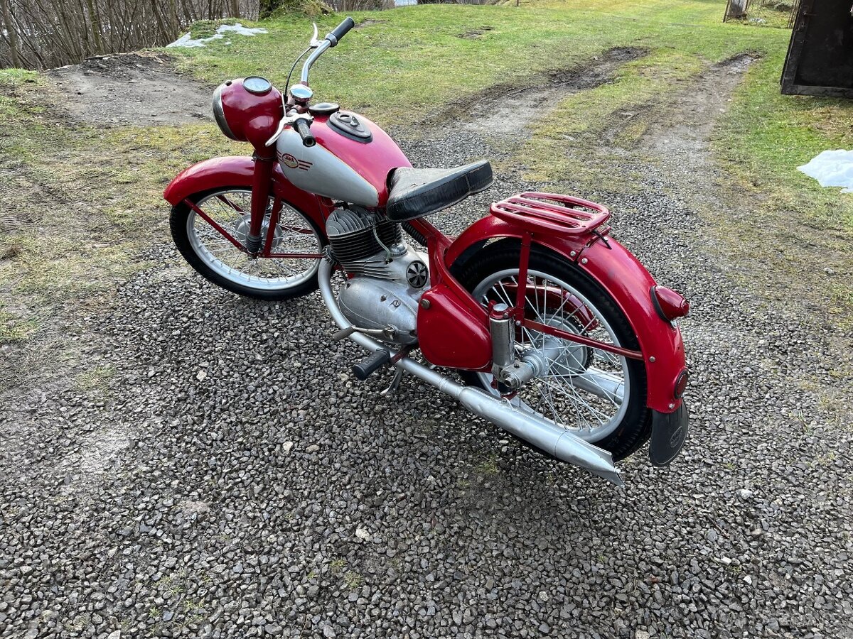 Jawa Pérák 350 - 5