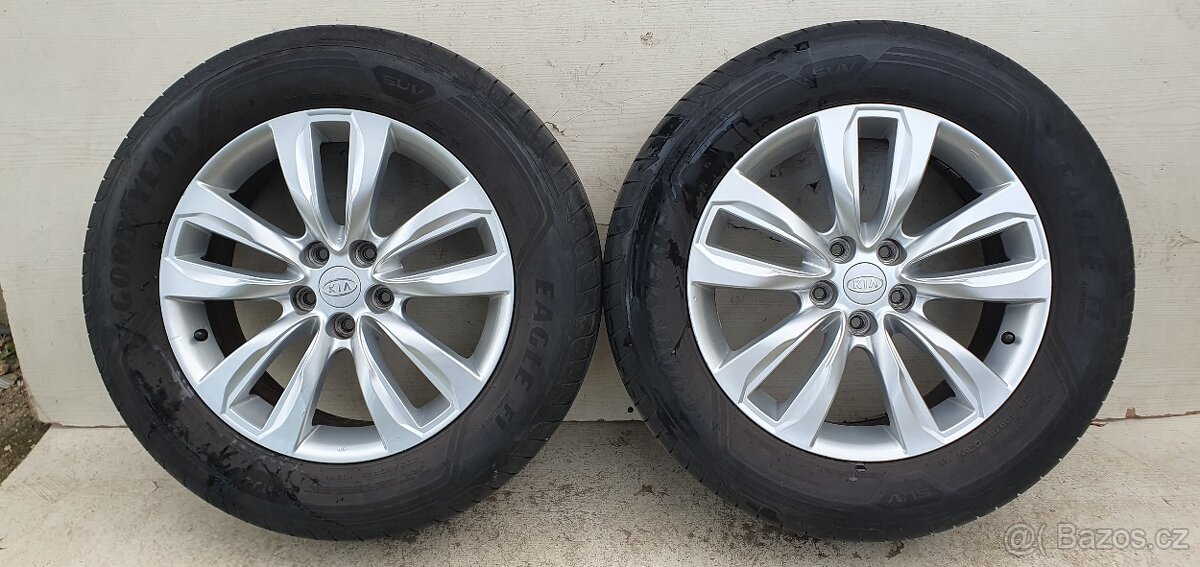 Originální Alu kola Kia Sorento 18" 5x114,3, pěkné Good Year - 5