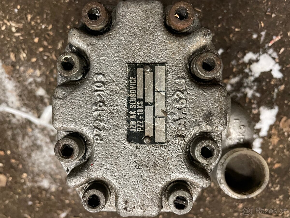 Hydraulické čerpadlo Zetor - 5