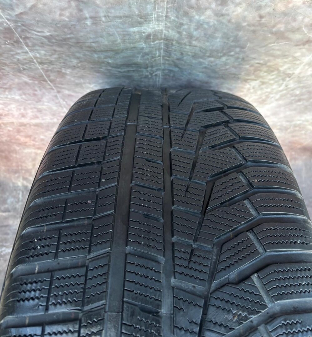 Zimní sada Audi Q8 285/45R21 113V DOT24 - 5