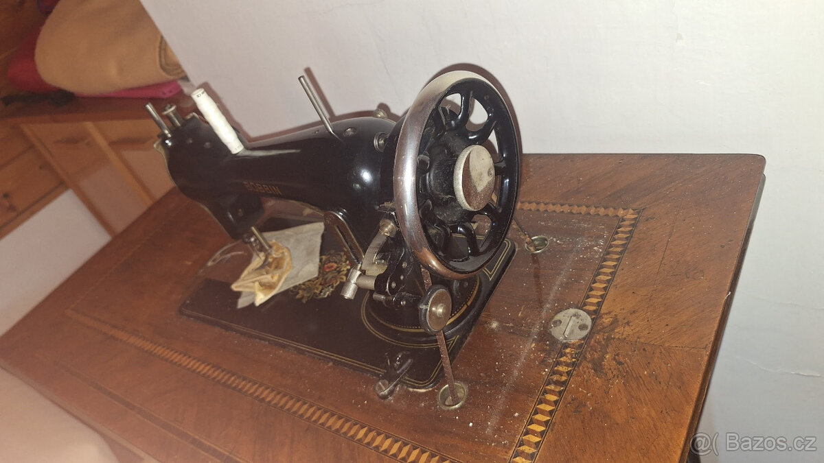 Šicí stroj Minerva Bobbin - 5