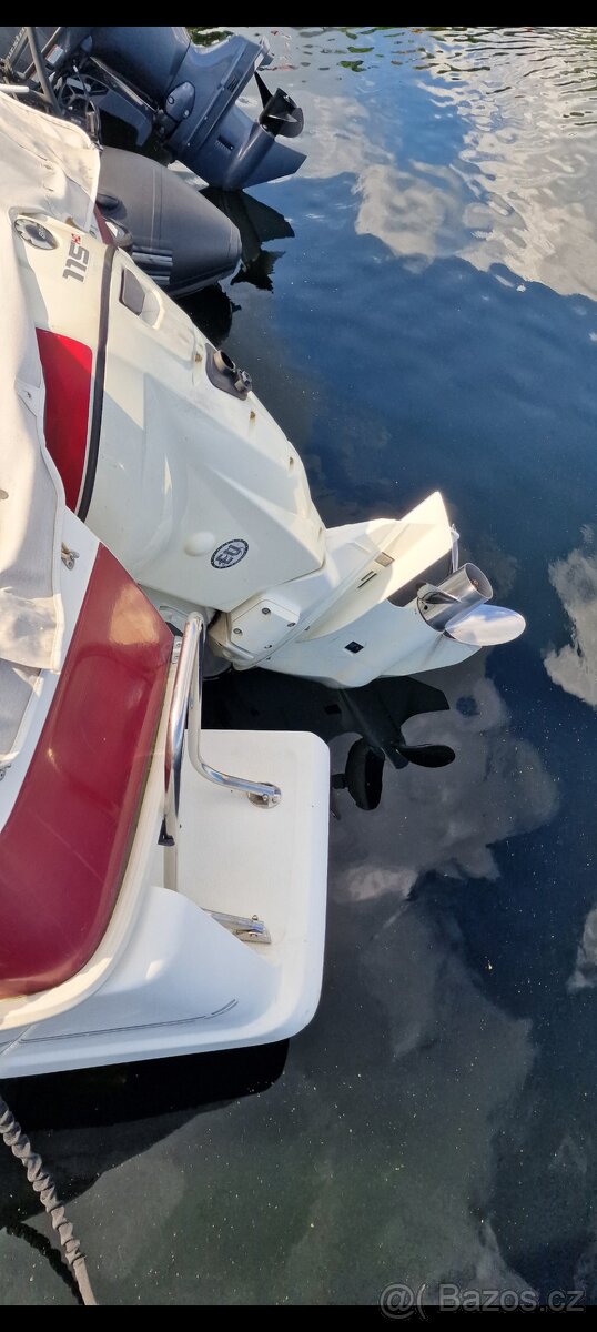 Motorový člun , loď skibsplast 600 vs - 5