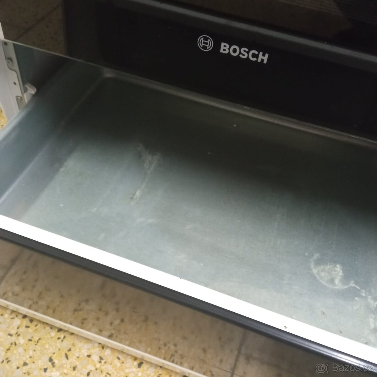 Sporák Bosch s elektrickou troubou a sklokeramickou deskou - 5