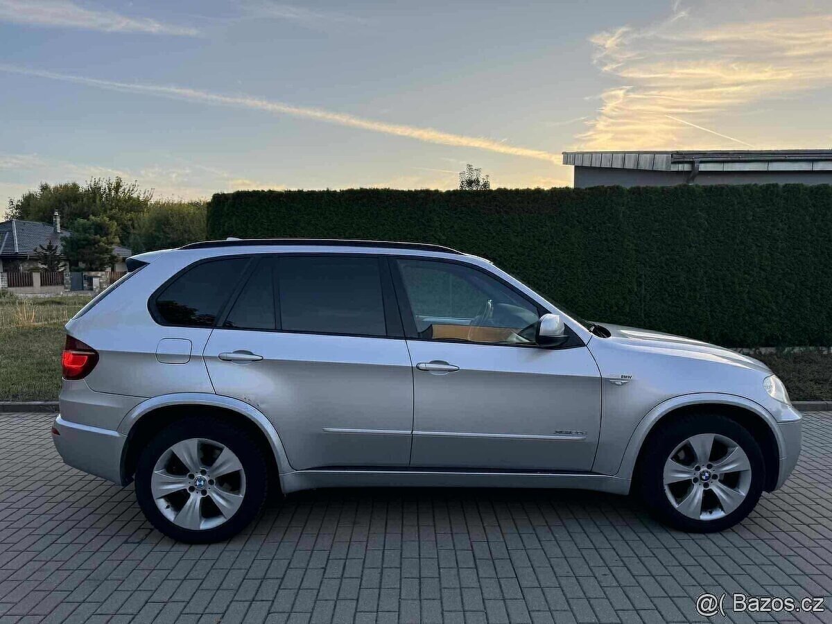 BMW X5 3.0 X-DRIVE 180 kW . M-PACKET - 5