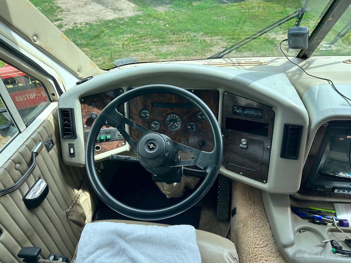 Obytné auto Coachmen 5.9TD - 5