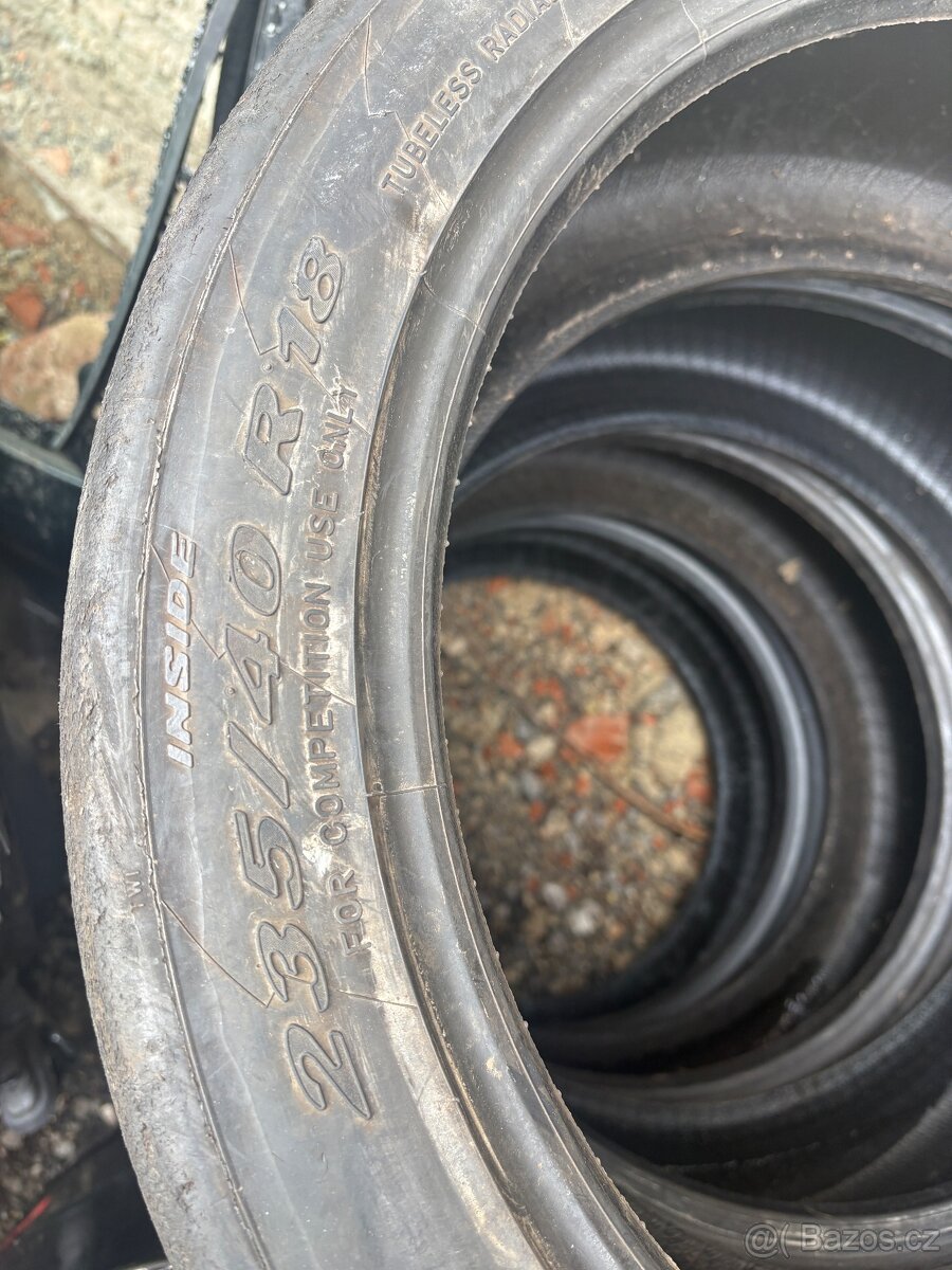 Slicky 235/40 R18 Pirelli RA7/RK5 - 5