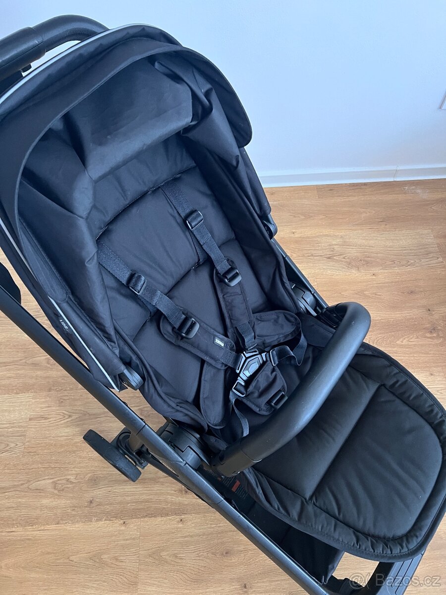 Thule Shine Black - Černý městský kočárek - 5