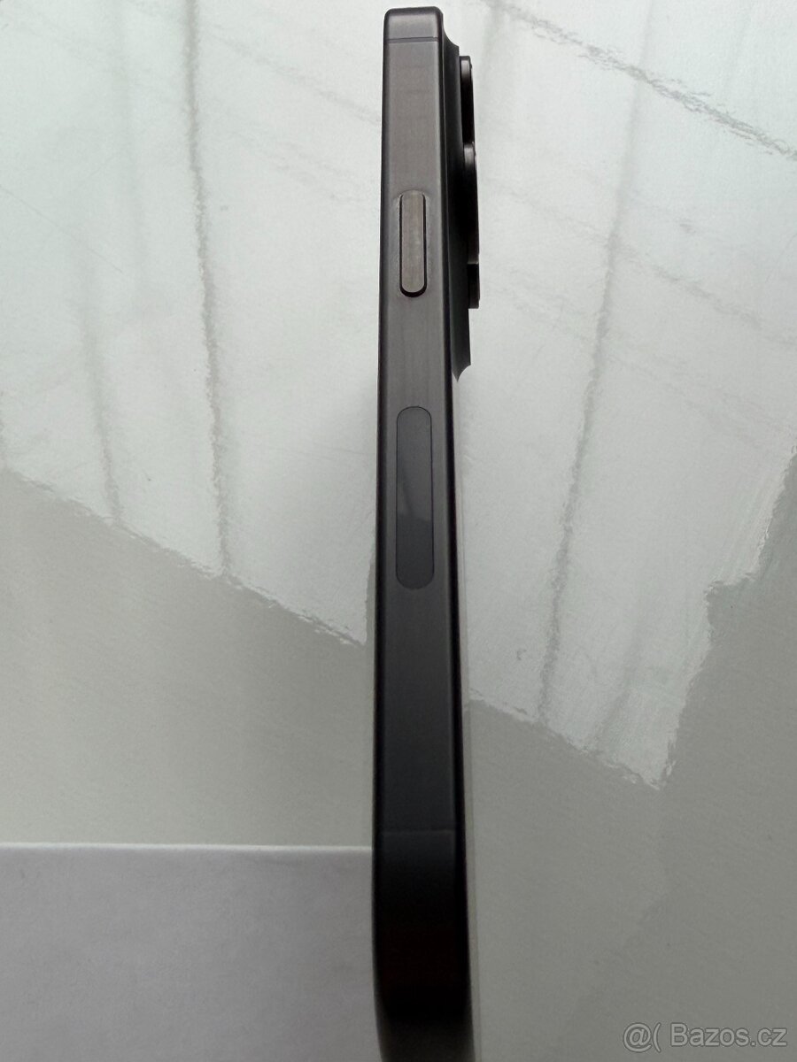 iPhone 15 Pro 256GB Černý, Baterie 100% - 5