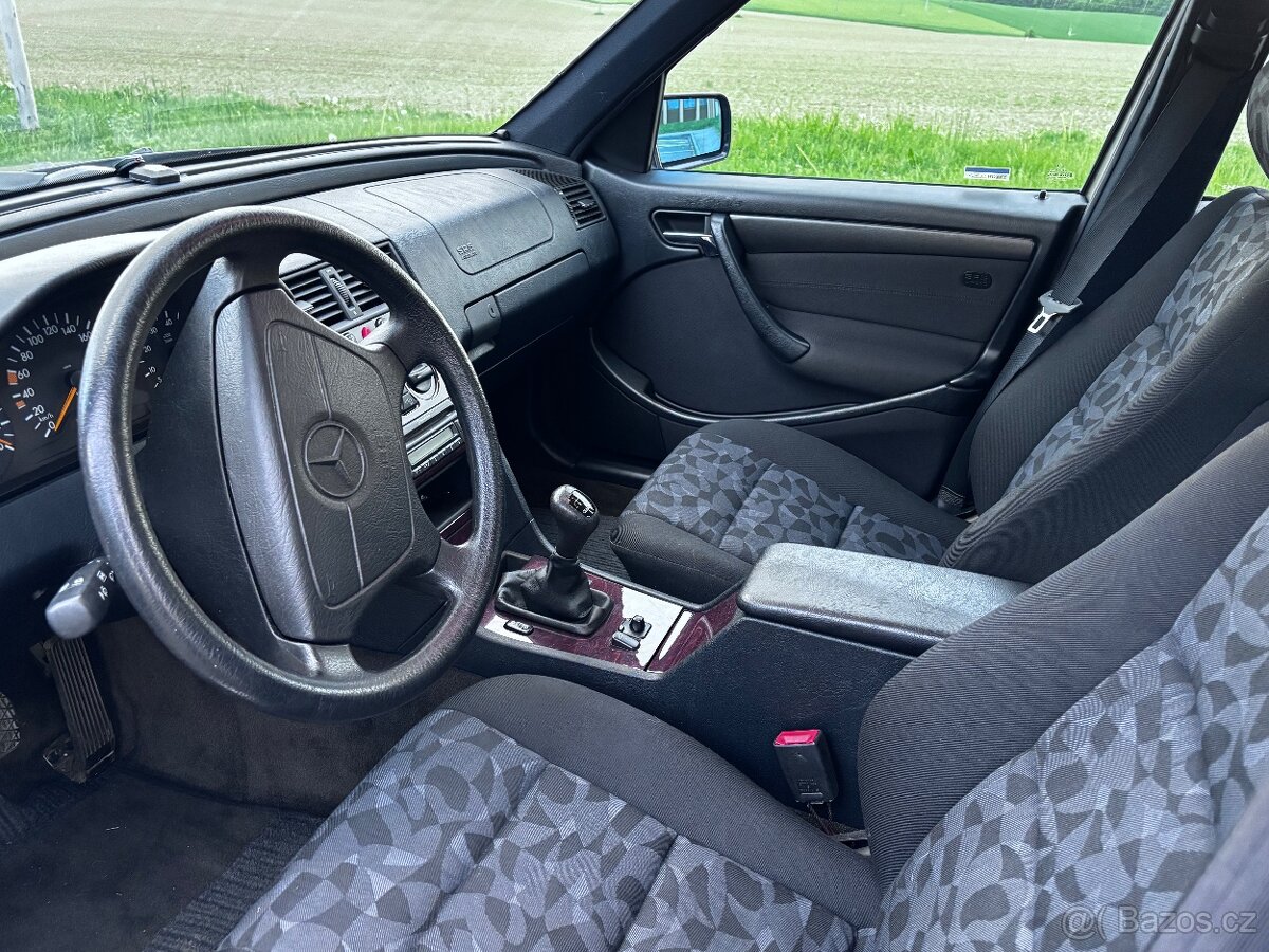 Prodám krásný Mercedes w202 - 5