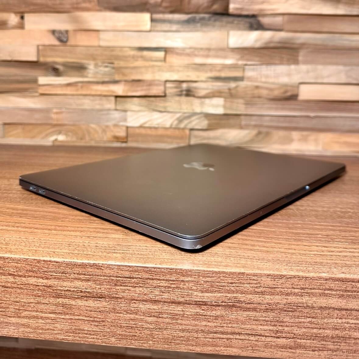 MacBook Pro 13 Touch Bar, i5,2019,16GB RAM,512GB ZARUKA - 5