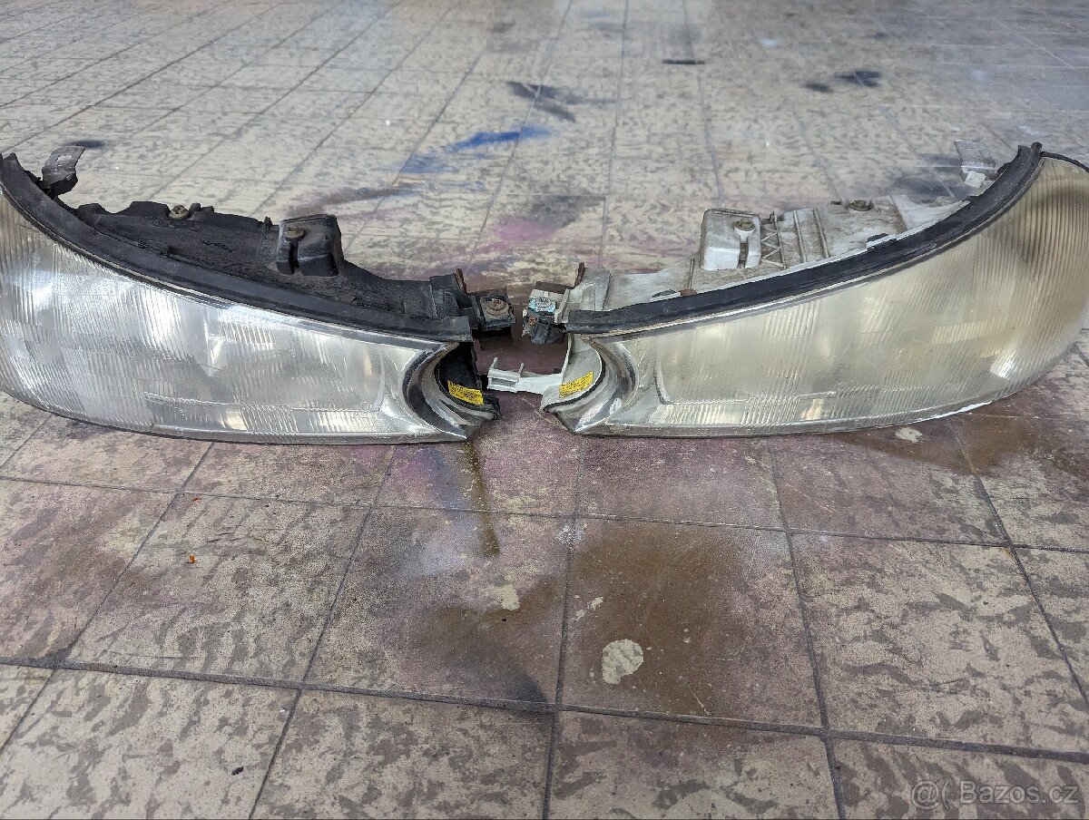 Ford Mondeo II přední světla - 5
