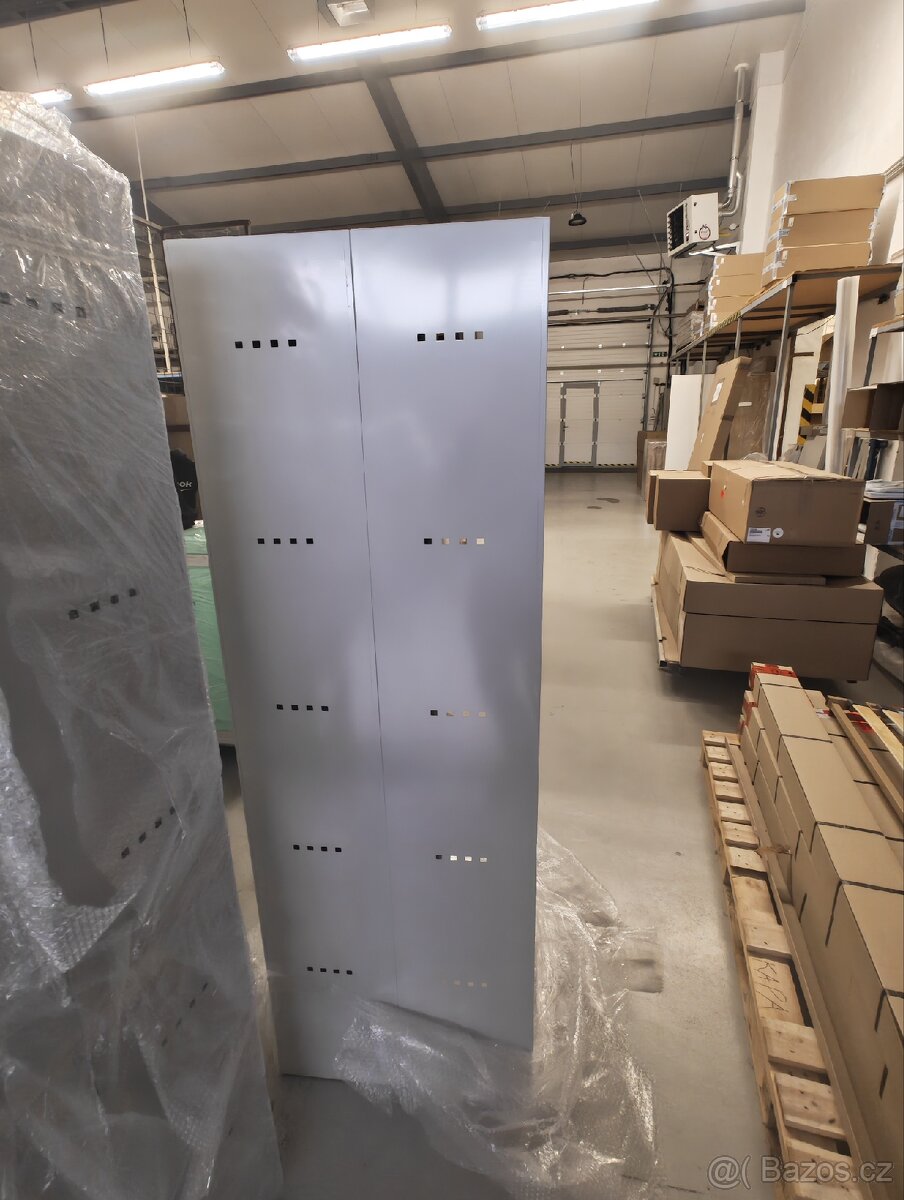 Plechové dvou skříně - 5