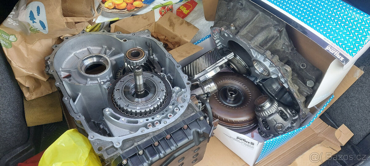 Prodám,automaticka převodovka Hyundai SantFe 2014 - 5